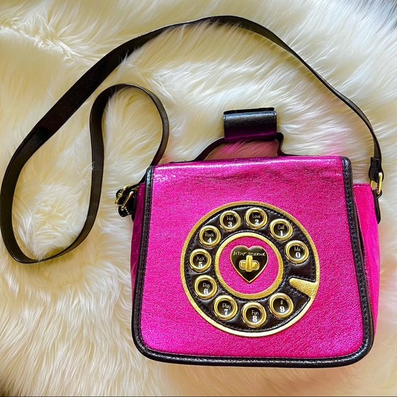 Betsey Johnson Handbags - Betsey Johnson fuchsia glitter Off the hook rotary phone crossbody bag